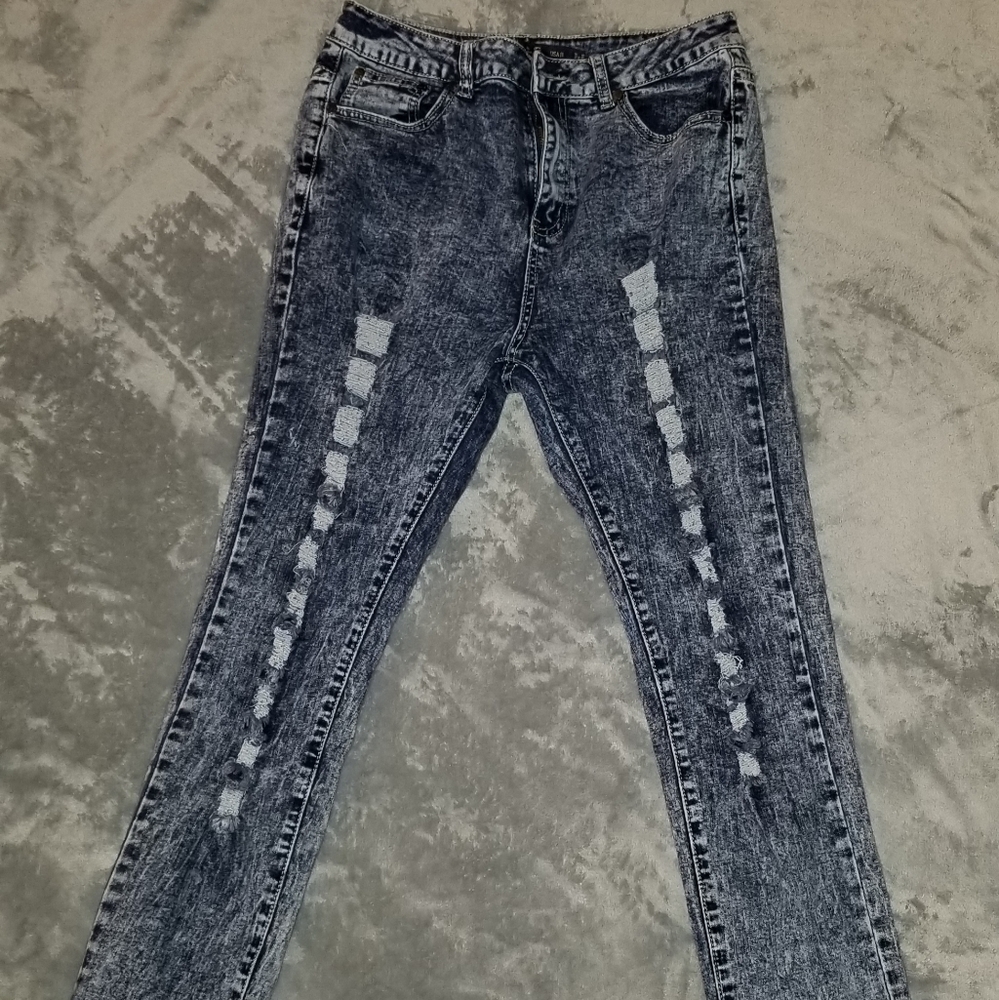 Acid washed jeans
